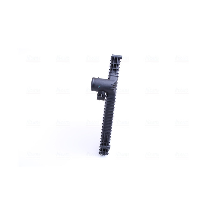 Chłodnica powietrza Intercooler NISSENS 96601
