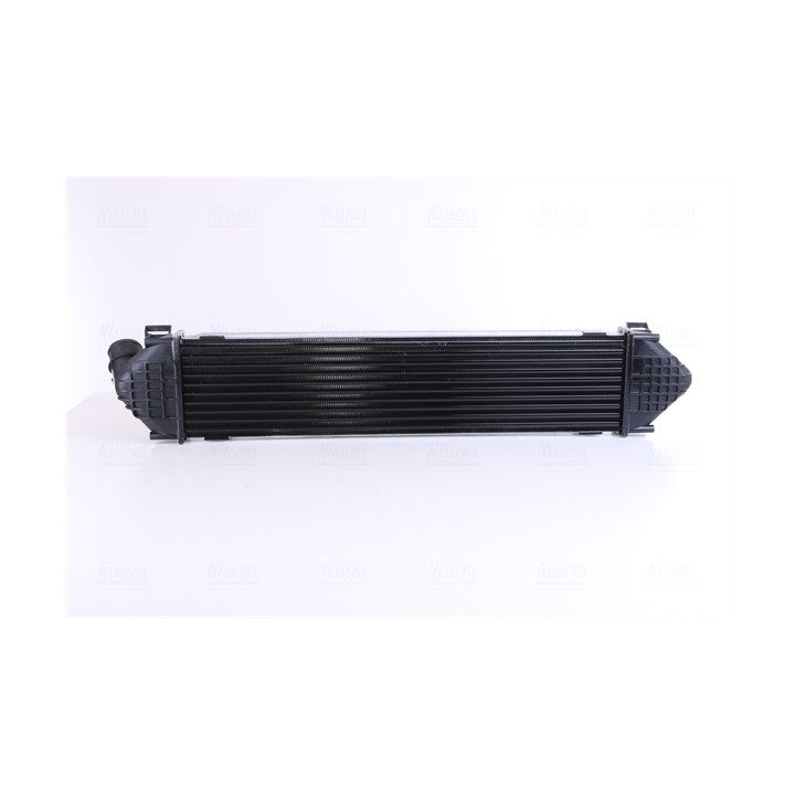 Chłodnica powietrza Intercooler NISSENS 96560