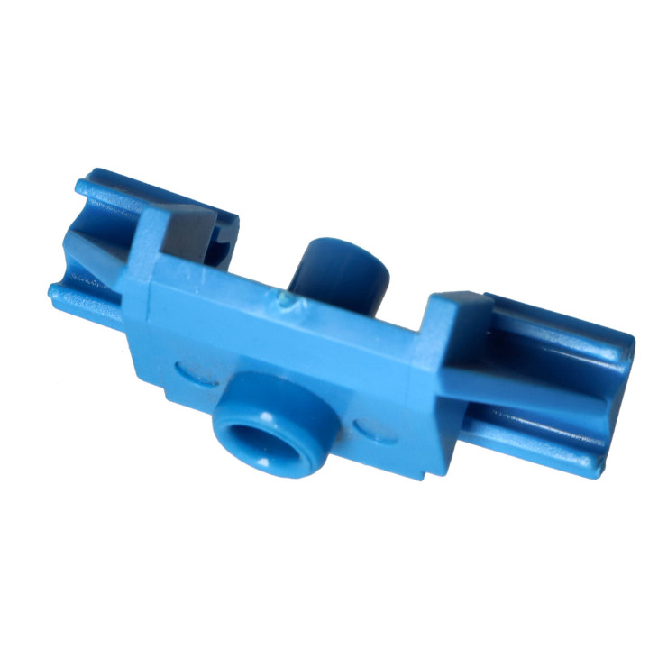 Clip, blue Volvo (1342532)