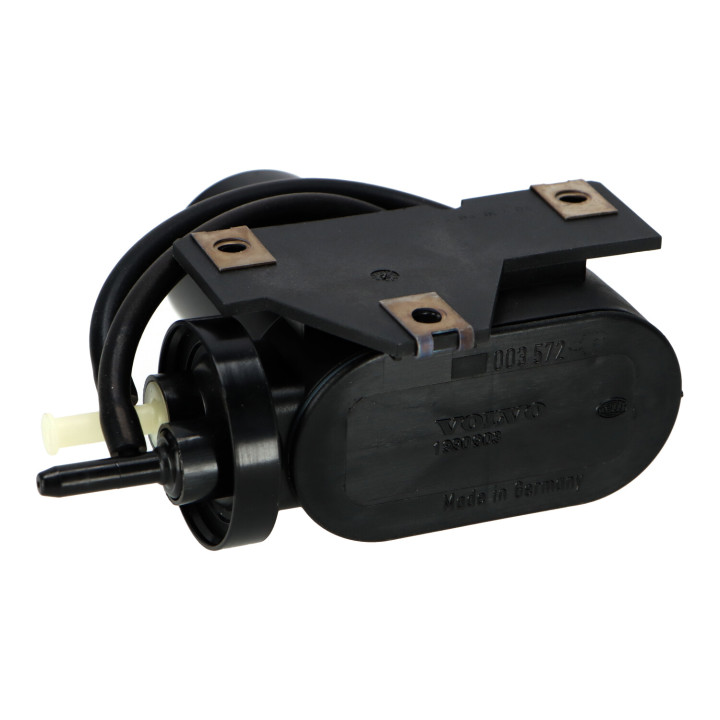 Vacuum booster Volvo (1390903)